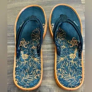 Hurley | Shoes | Kicks Hawaii X Hurley Slippers Sandals  display picture 2